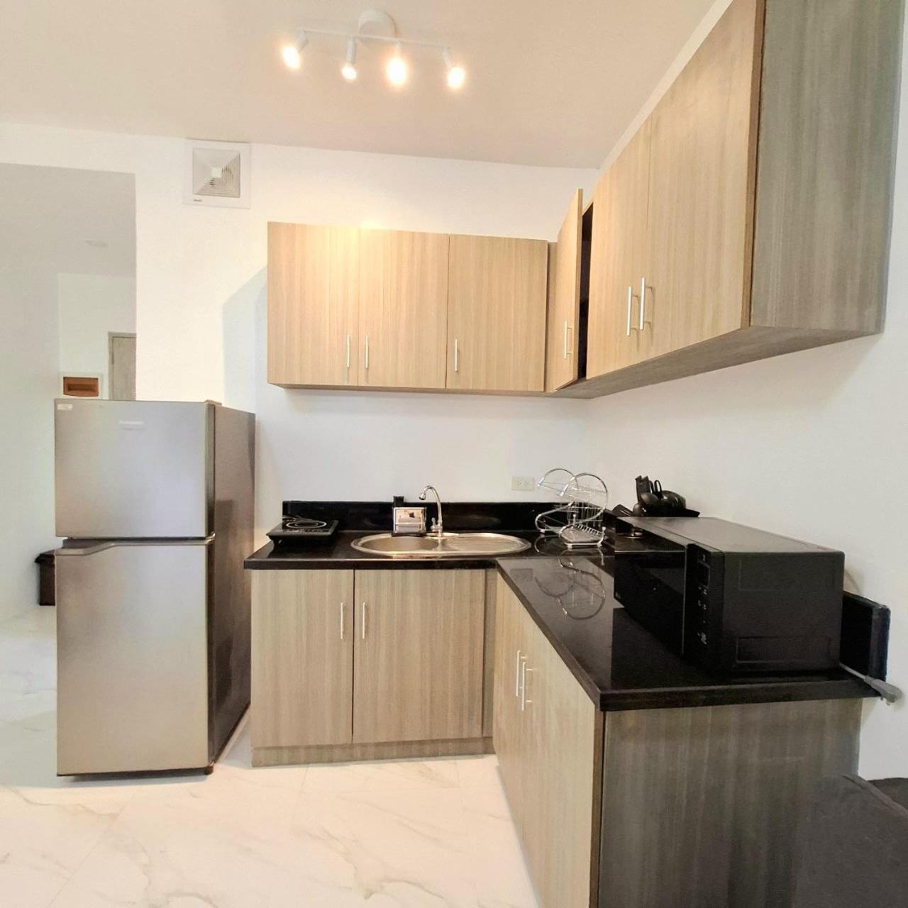 Manila Bayview Rental エクステリア 写真